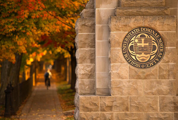 ND Campus South Entrance seal